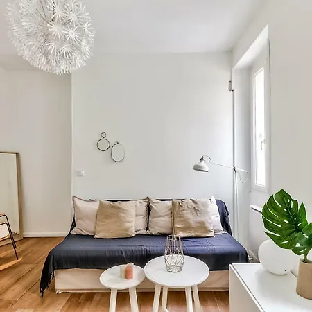 Apartment Tour Eiffel - Eglise 2